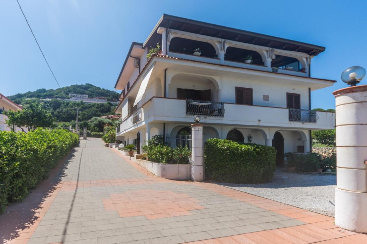 Villa Pomelia Санта-Доменика Экстерьер фото